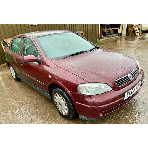 2 - VAUXHALL ASTRA 1.6 AUTOMATIC CAR YD03VAV. MOT TO 25-3-2022. APPROX MILES 58000 the battery is totall... 