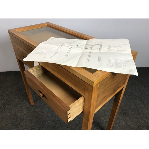 286 - MODERN SILVER TABLE IN WALNUT AND SYCAMORE BY GUY RENDLE 1987 WITH ORIGINAL DRAWINGS, IN THE COTSWOL... 