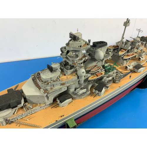 22 - RADIO CONTROL GERMAN BATTLESHIP, BISMARK, APPROX. 125 cm LONG