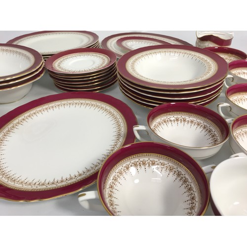 239 - ROYAL WORCESTER REGENCY DINNERWARE