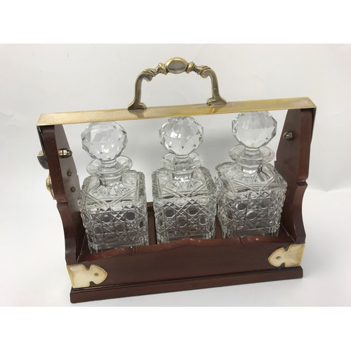 559 - GOOD QUALITY TANTALUS DECANTER SET