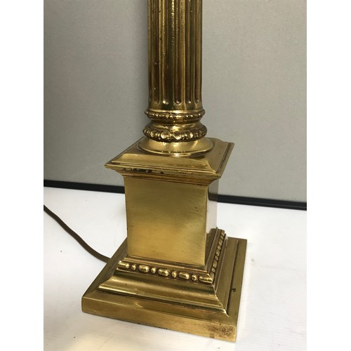 400 - BRASS CORINTHIUN COLUMN TABLE LAMP