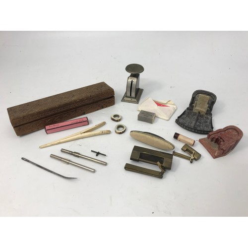 584 - MISC SELECTION OF ORIENTAL AND OTHER ITEMS, TO INCLUDE LOCKS, TREEN, SCALES, ETC.