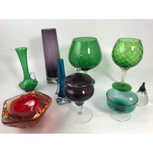 293 - COLOURED GLASSWARE INC. HEAVY VENETIAN RED GLASS AHSTRAY, ETC.