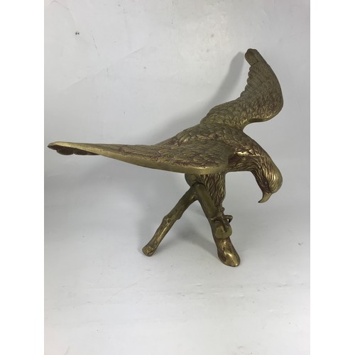 485 - LARGE BRASS EAGLE