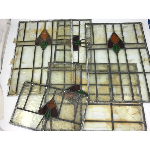 308 - 5 PIECES LEADED STAINED GLASS