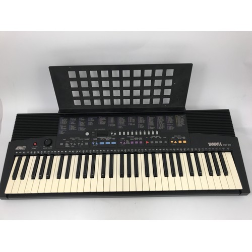 475 - YAMAHA KEYBOARD PSR210