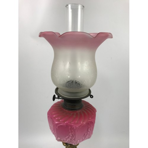 305 - VICTORIAN OIL LAMP WITH ETCHED SHADE AND PINK GLASS RESERVOIR