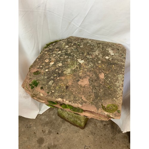 251 - COMPOSITE STADDLE STONE WITH RED SANDSTONE TOP, APPROX 73 cm HIGH AND 56 cm ACROSS