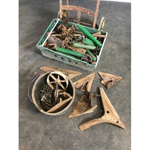 153 - VARIOUS SUNDRY IMPLEMENTS STANDS PART WHEEL AND OTHER METAL WARE