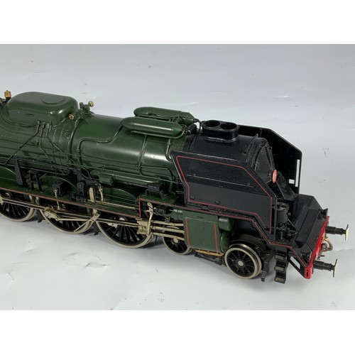 525 - A 0 GAUGE BOCKHOLT FOR FULGUREX SNCF 2-8-2 MOUNTAIN LOCOMOTIVE PLM 241C, LINED GREEN, AS 241.P.25, I... 