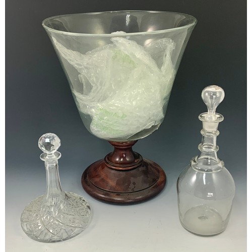 274 - GOOD 3 RING GLASS DECANTER TOGETHER WITH A SHIPS DECANTER AND A VERY LARGE GLASS VESSEL ON TURNED WO... 