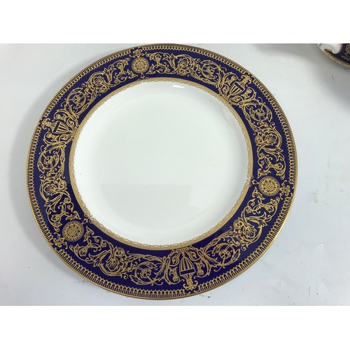 230 - LARGE QUANTITY OF ROYAL WORCESTER, SANDRINGHAM DINNER & TEA WARE IN ROYAL BLUE, APPEARS LITTLE OR NO... 