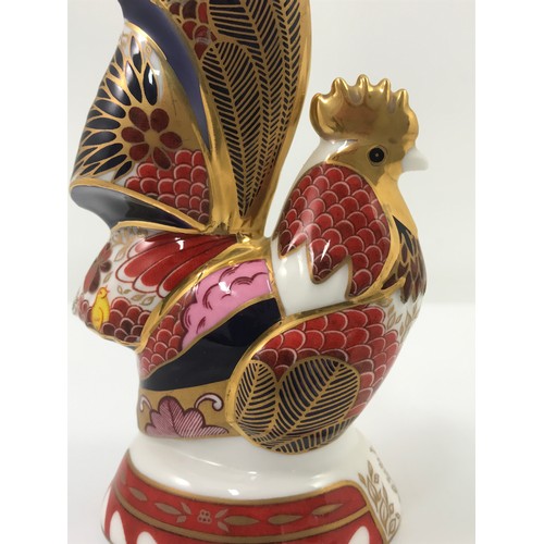 110 - ROYAL WORCESTER IMARI COCKEREL, APPROX 14 cm HIGH