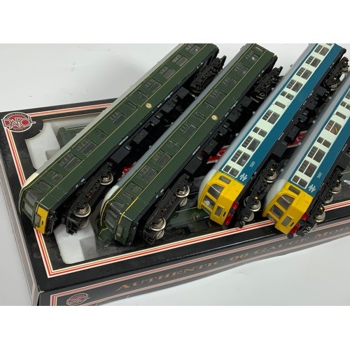 427 - DAPOL SWINDON TRANS PENNINE / CLASS 123 BOXED TWIN SET, SIMILAR U/B & A REPAINTED TRIX PAIR OF POWER... 