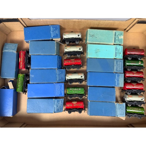 446 - HORNBY DUBLO, 2 VERY EARLY BLUE BOXED TANK WAGONS, POWER ETHYL WITH HAND & ROYAL DAYLIGHT, PLUS 12 L... 