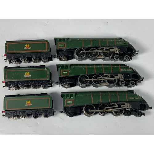 474 - HORNBY DUBLO, 3 X EX LNER A4 LOCOMOTIVES, : 2R 60030 GOLDEN FLEECE, 3R 60016 SILVER KING & 60022 MAL... 