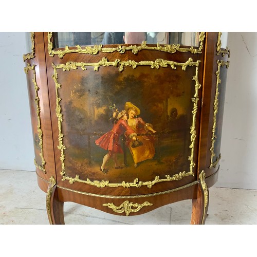 218 - 19TH CENTURY FRENCH STYLE VITRINE WITH ORMOLU MOUNTS AND VERNIS MARTIN STYLE DECORATION