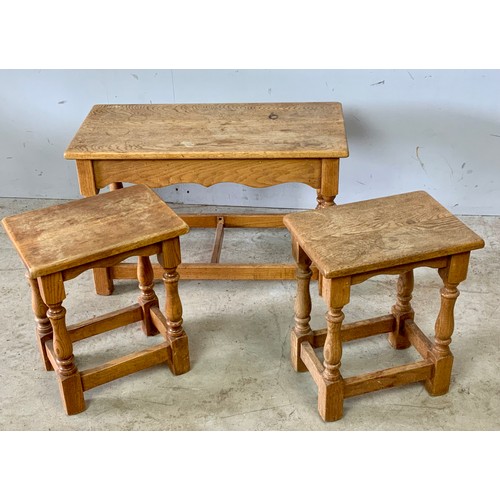 242 - OAK NEST OF TABLES