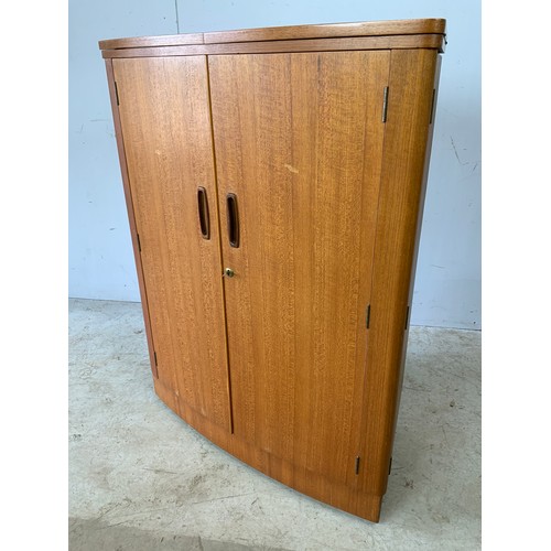 294 - TURNIDGE, STYLISH, LATE CENTURY COCKTAIL CABINET WITH ORIGINAL FITTINGS AND GLASS BACK