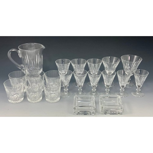 115 - QUANTITY OF WATERFORD EILEEN GLASSWARE, 17 GLASSES TOGETHER WITH A VERY GOOD QUALITY JUG AND 2 MATCH... 