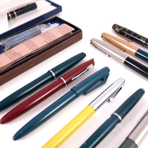 257 - QTY. MISC. FOUNTAIN AND BALLPOINT PENS INC. PARKER, WATERMAN, SHEAFFER AND OTHERS