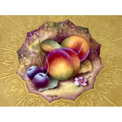 37 - ROYAL WORCESTER ACID GILT PLATE WITH CENTRE PANEL HAND PAINTED FRUIT SIGNED C HUGHES