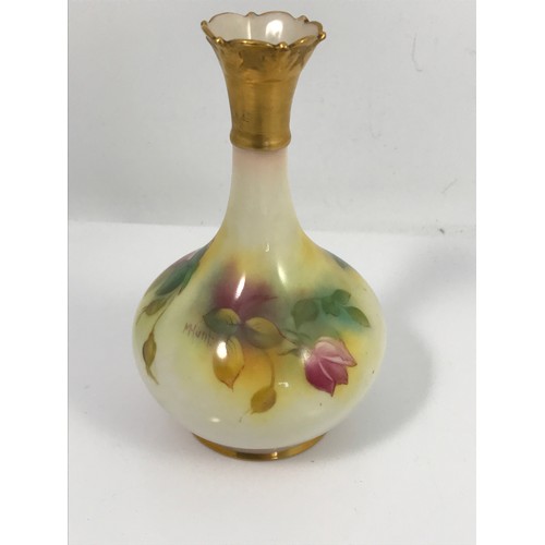 43 - ROYAL WORCESTER VASE HAND PAINTED HADLEY ROSES SIGNED M HUNT