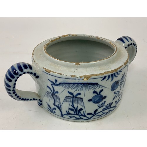 91 - DELFT WARE 2 HANDLED BLUE AND WHITE POT WITH FLOWER DECORATION, APPROX. 15 cm dia.