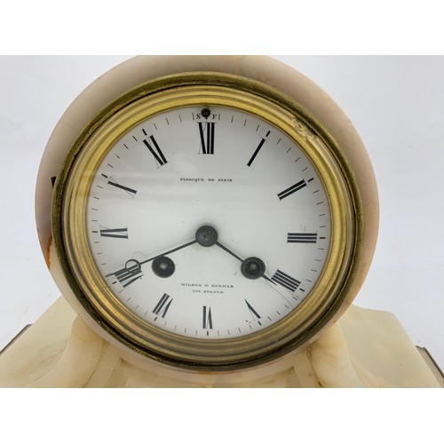 112 - MARBLE MANTLE CLOCK WITH GILT MOUNT AND FEET BY WILSON & GANDAR 392 THE STRAND, FRABRIQUE DE PARIS