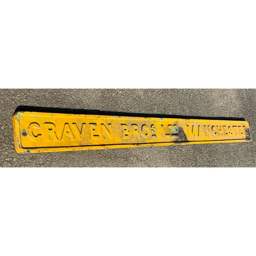 35 - RAILWAYANIA, CAST PLATE ‘CRAVEN BROS. LTD. MANCHESTER’, 196 cm X 17 cm