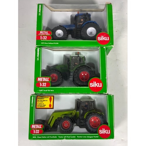 105 - SIKU, 3 BOXED TRACTORS, 3258 FENDT 936 VARIO, 3656 CLASS TRACTOR WITH FRONT LOADER, 3273 NEW HOLLAND... 