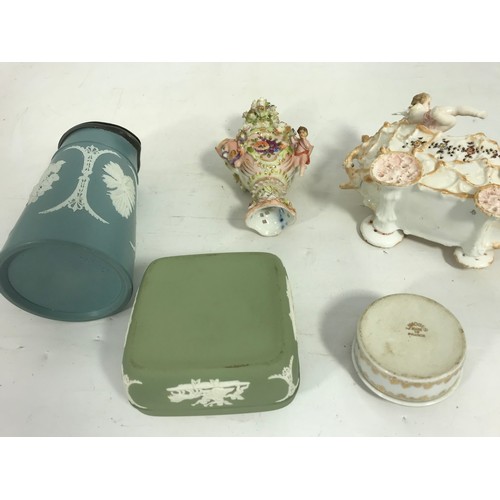 113 - CERAMICS INC ORNATE CONTINENTAL VASE, WEDGWOOD JASPER BOX ETC