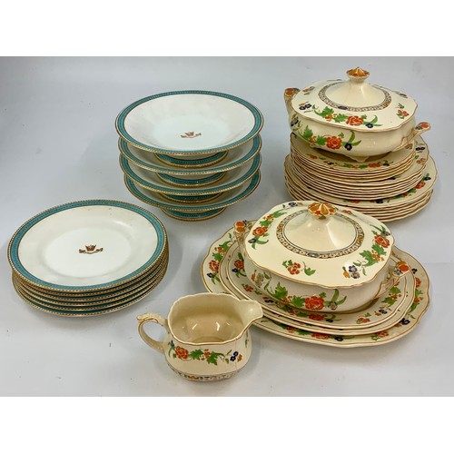 149 - WEDGEWOOD PART DINNER SERVICE INCLUDING TERRINES, PLATES, ETC TOGETHER WITH A QUANTITY OF COPELAND C... 