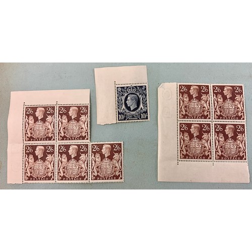 579 - STAMPS, OLD STYLE STOCK BOOK  GB ALL REIGNS, PICKINGS NOTED INC. 478 10/- UNMTD MARGINAL, 476 2/6 BL... 