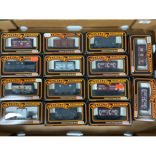 268 - 14 MAINLINE BOXED FREIGHT WAGONS