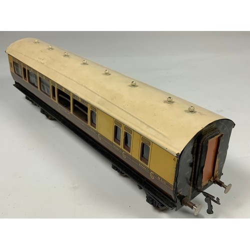 494 - BASSETT LOWKE, TINPLATE GWR BOGIE COACH, PLUS 3 GW NON CORRIDOR COACHES, (PRINTED SIDES ON WOOD).