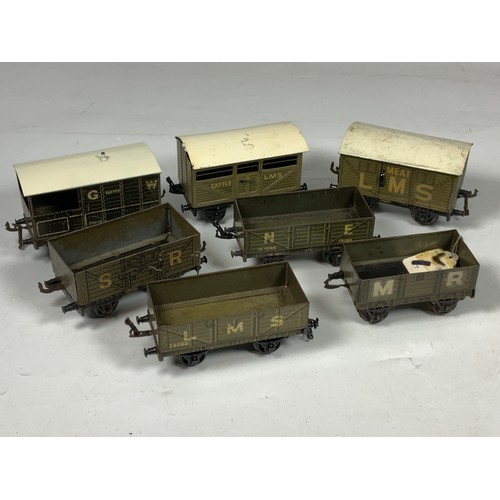 492 - BING / BASSETT LOWKE U/B WAGONS, NE, LMS, SR, COAL, MR (RPT), LMS MEAT, GW TOAD, LMS CATTLE WAGON