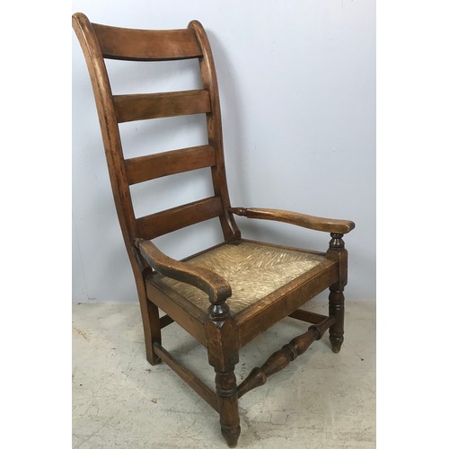 674 - RUSH SEAT LADDER BACK CHAIR