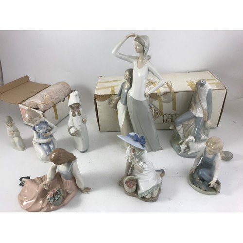 90 - COLLECTION OF LLADRO NAO & OTHER FIGURINES