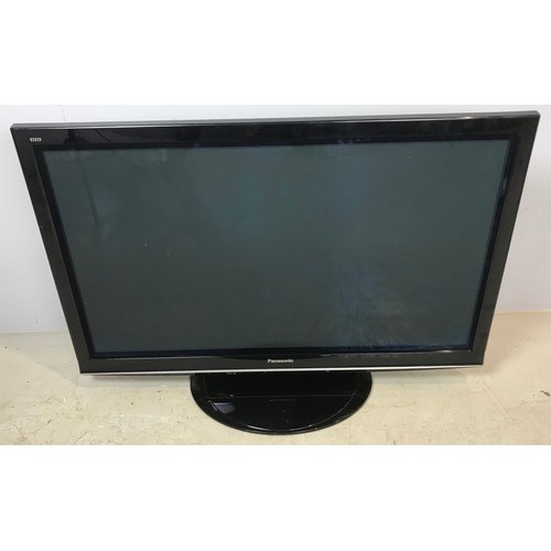 393 - PANASONIC FLAT SCREEN TV