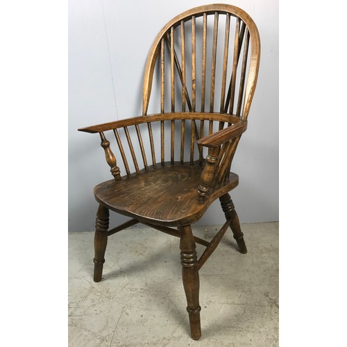 675 - WINDSOR CHAIR