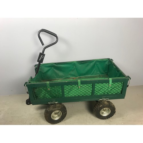 471 - GARDEN TROLLEY ( BED 93cm x  48cm )