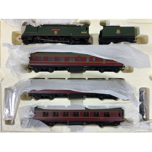 437 - HORNBY R2908, B J FREEMAN COLLECTION, 'FIREWORKS AT CHILCOMPTON' TRAIN PACK, DCC READY, BOXED