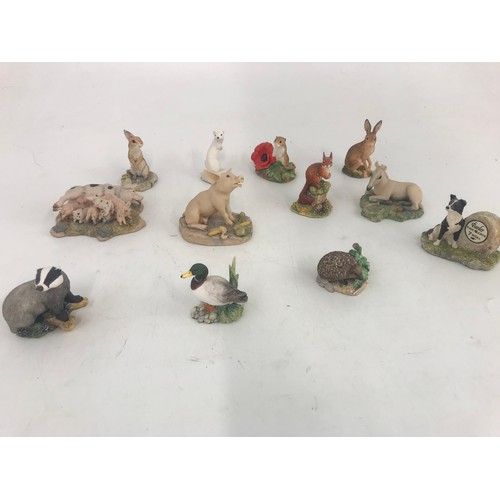 184 - COLLECTION OF SMALL BORDER FINE ART MODELS INC PIGS, DOGS, FOXES ETC TALLEST 8CM