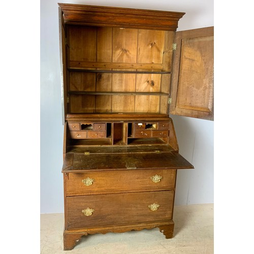 640 - GEORGIAN OAK BUREAU/CABINET, THE FALL FRONT BUREAU HAVING INLAY TO THE FLAP AND FITTED INTERIOR RAIS... 