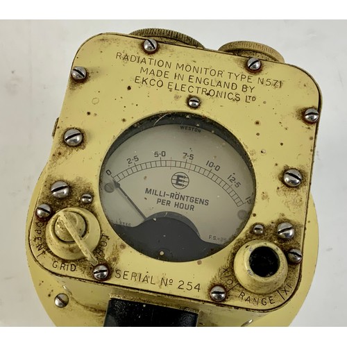 170 - GEIGER COUNTER MADE BY EKCO ELECTRONICS LTD., MONITOR TYPE N571