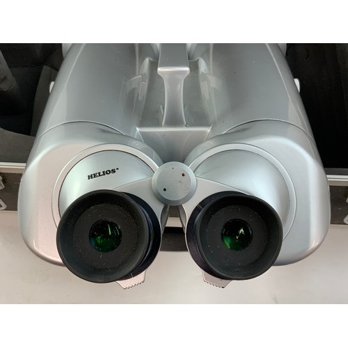 285 - CASED PAIR OF OBSERVATION BINOCULARS, MARKED HELIOS, 40X, & 20 X EYEPIECES.