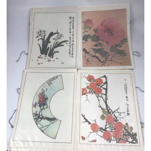 31 - TWO FOLIOS OF MODERN KOREAN PAINTINGS