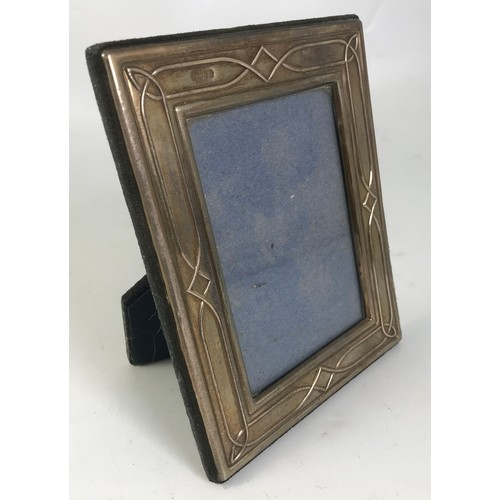 366 - SILVER PHOTO FRAME